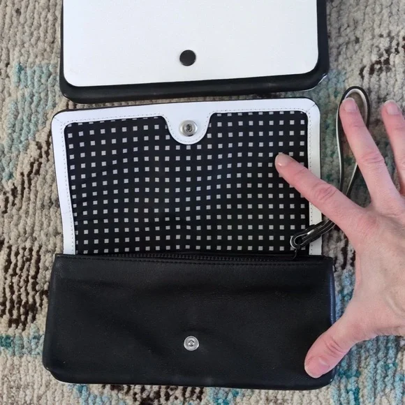 Kate Spade Saturday 2 in 1 Black & White Leather Double Wallet Wristlet - Picture 14 of 16
